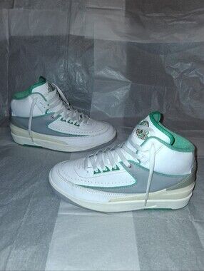 Jordan 2 Retro Crystal Mint Sneakers, Women Size 10